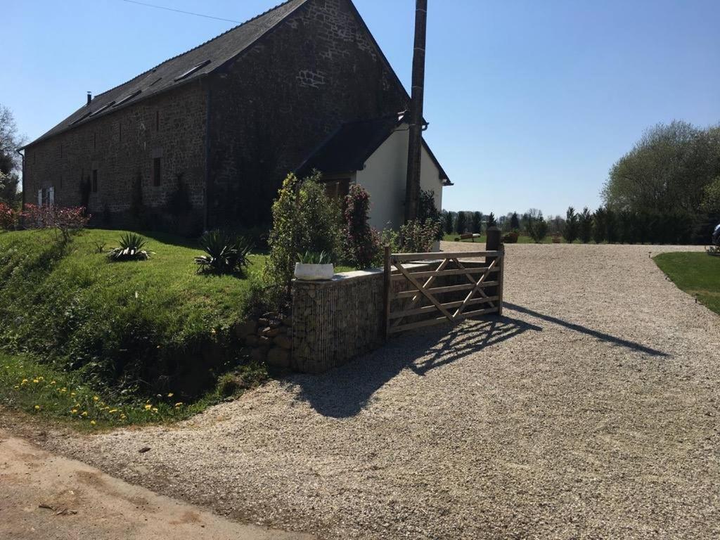 Chantella Saint-Mars-sur-la-Futaie Exteriér fotografie